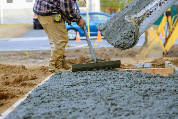 Professional Concrete contractor in IL